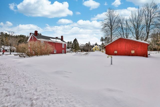 32 Main Street, Plaistow, NH 03865