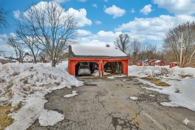 32 Main Street, Plaistow, NH 03865