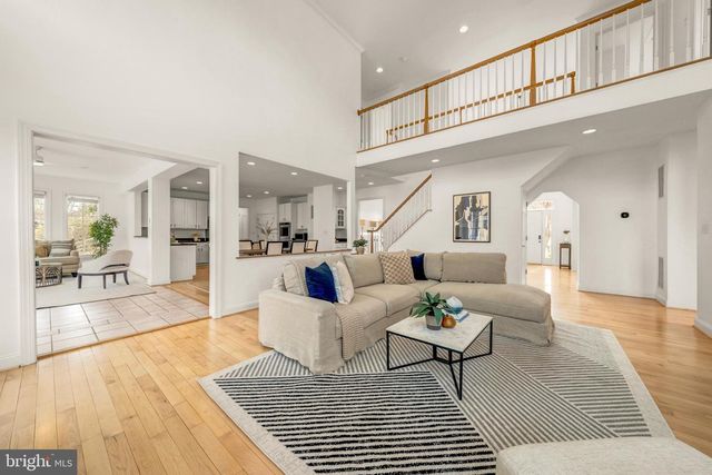 1096 LIBERTY MEETING CT, Herndon, VA 20170