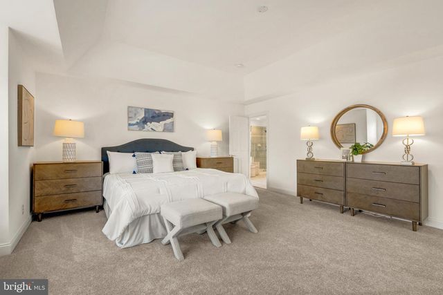 1096 LIBERTY MEETING CT, Herndon, VA 20170