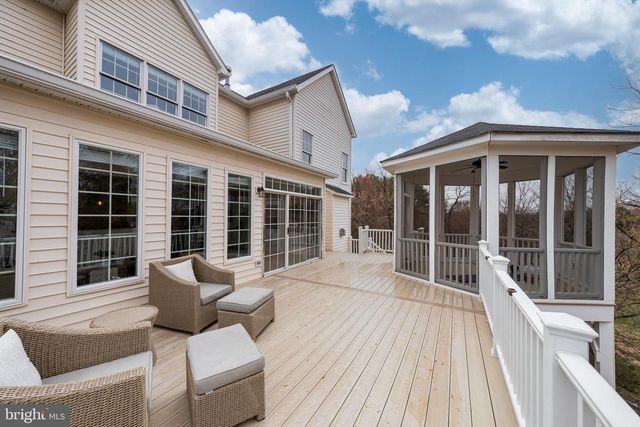 1096 LIBERTY MEETING CT, Herndon, VA 20170