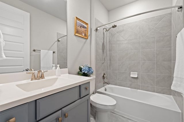 3241 Aurelia LN, Round Rock, TX 78665