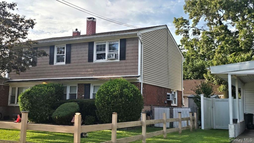 81 Baltimore Avenue, Massapequa, NY 11758 — photo 2