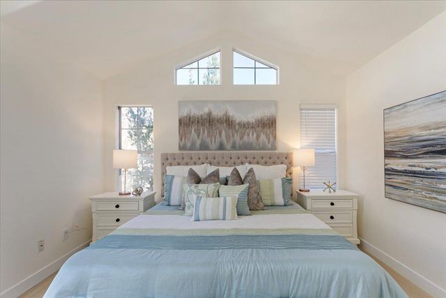 4173 El Camino Real 11, Palo Alto, CA 94306