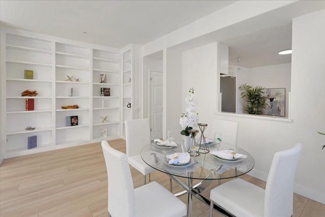 4173 El Camino Real 11, Palo Alto, CA 94306