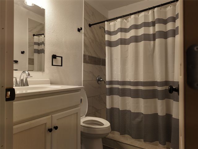 611 Wayne Street, Dallas, TX 75223