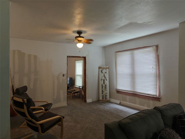611 Wayne Street, Dallas, TX 75223