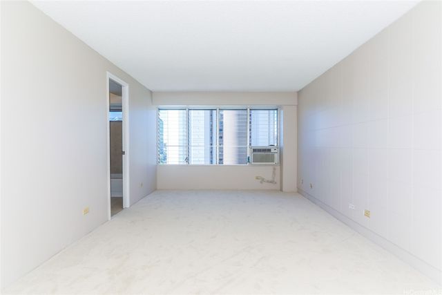 2525 Date Street 1501, Honolulu, HI 96826