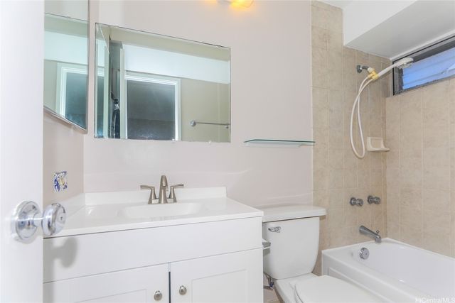 2525 Date Street 1501, Honolulu, HI 96826