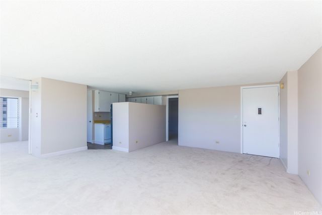 2525 Date Street 1501, Honolulu, HI 96826