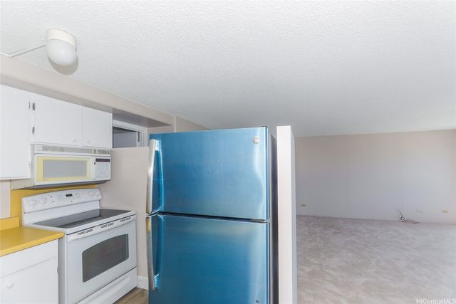 2525 Date Street 1501, Honolulu, HI 96826