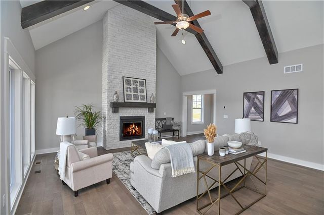 23811 W 59th Terrace, Shawnee, KS 66226