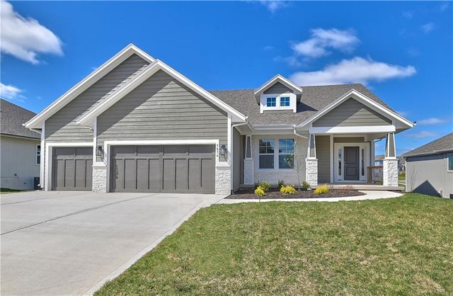 23811 W 59th Terrace, Shawnee, KS 66226