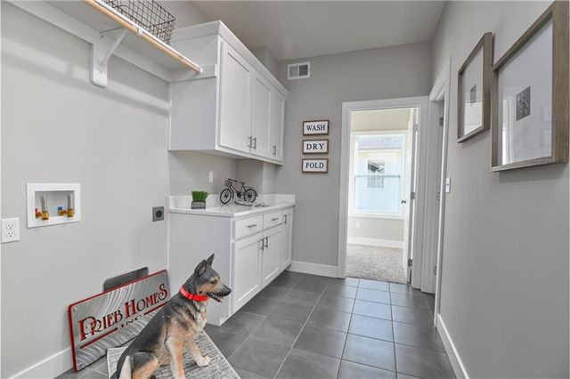 23811 W 59th Terrace, Shawnee, KS 66226