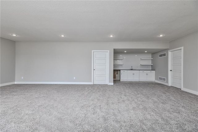 23811 W 59th Terrace, Shawnee, KS 66226