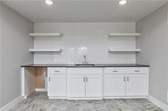 23811 W 59th Terrace, Shawnee, KS 66226
