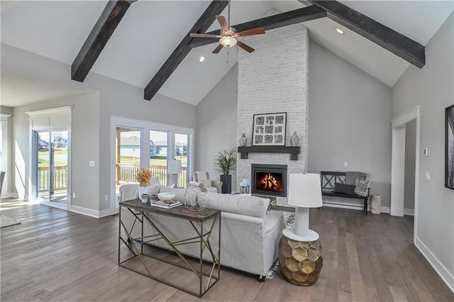 23811 W 59th Terrace, Shawnee, KS 66226
