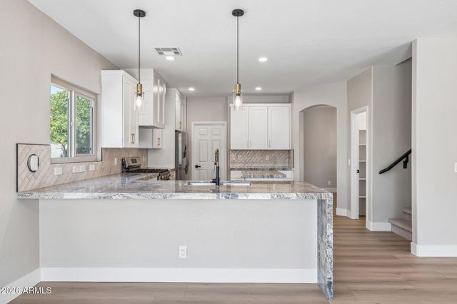 2935 E CATHY Drive, Gilbert, AZ 85296