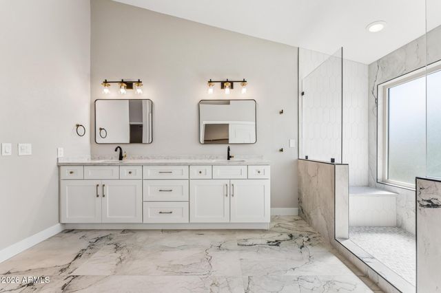 2935 E CATHY Drive, Gilbert, AZ 85296