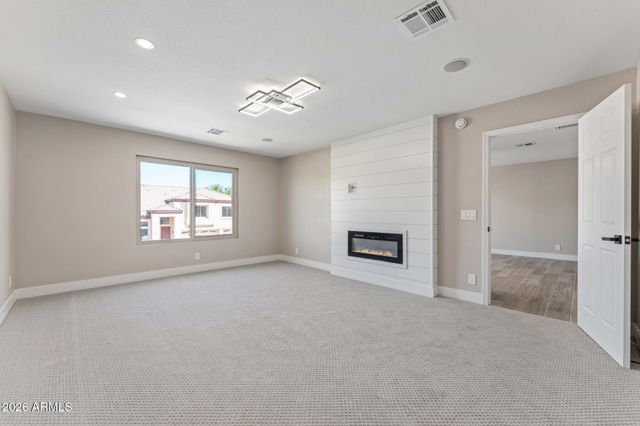 2935 E CATHY Drive, Gilbert, AZ 85296