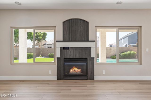 2935 E CATHY Drive, Gilbert, AZ 85296