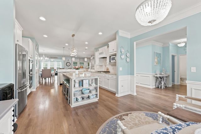 206 Three Oak Ln., Conway, SC 29526