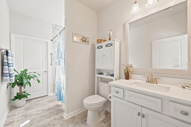 206 Three Oak Ln., Conway, SC 29526
