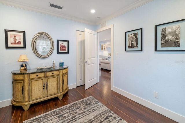 1169 W PEPPERTREE DRIVE 118A, Sarasota, FL 34242