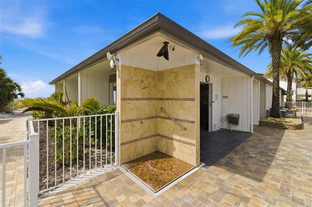 1169 W PEPPERTREE DRIVE 118A, Sarasota, FL 34242