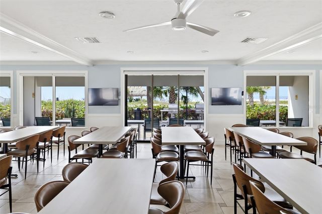 1169 W PEPPERTREE DRIVE 118A, Sarasota, FL 34242