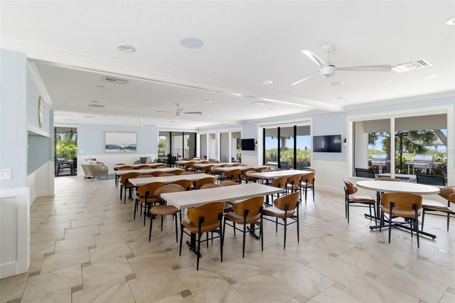 1169 W PEPPERTREE DRIVE 118A, Sarasota, FL 34242