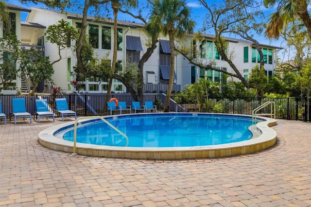 1169 W PEPPERTREE DRIVE 118A, Sarasota, FL 34242