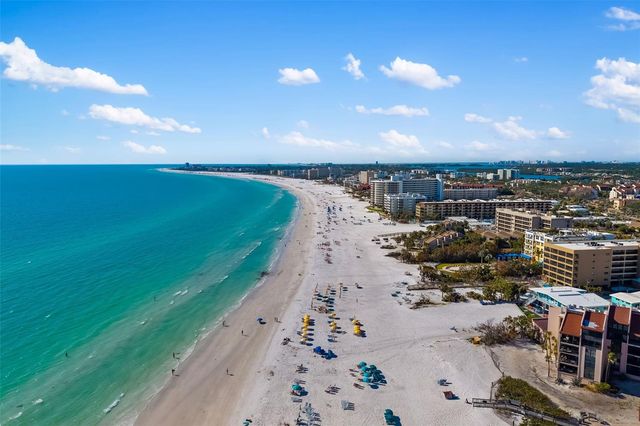 1169 W PEPPERTREE DRIVE 118A, Sarasota, FL 34242