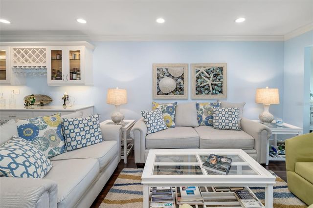 1169 W PEPPERTREE DRIVE 118A, Sarasota, FL 34242