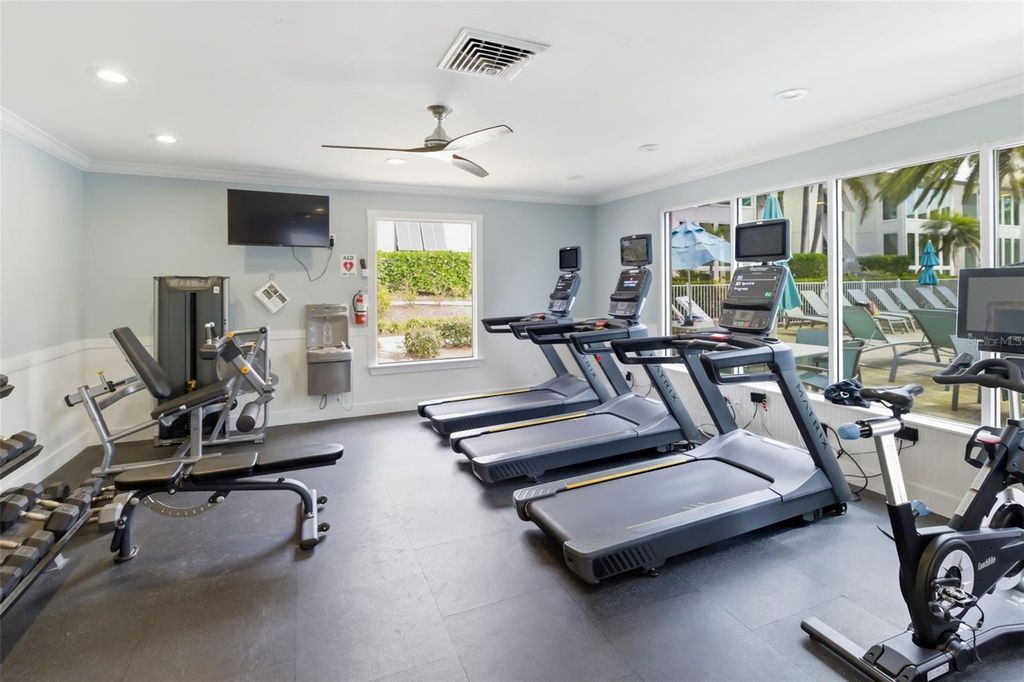 Image 34 of property listing at 1169 W PEPPERTREE DRIVE 118A, Sarasota, FL 34242