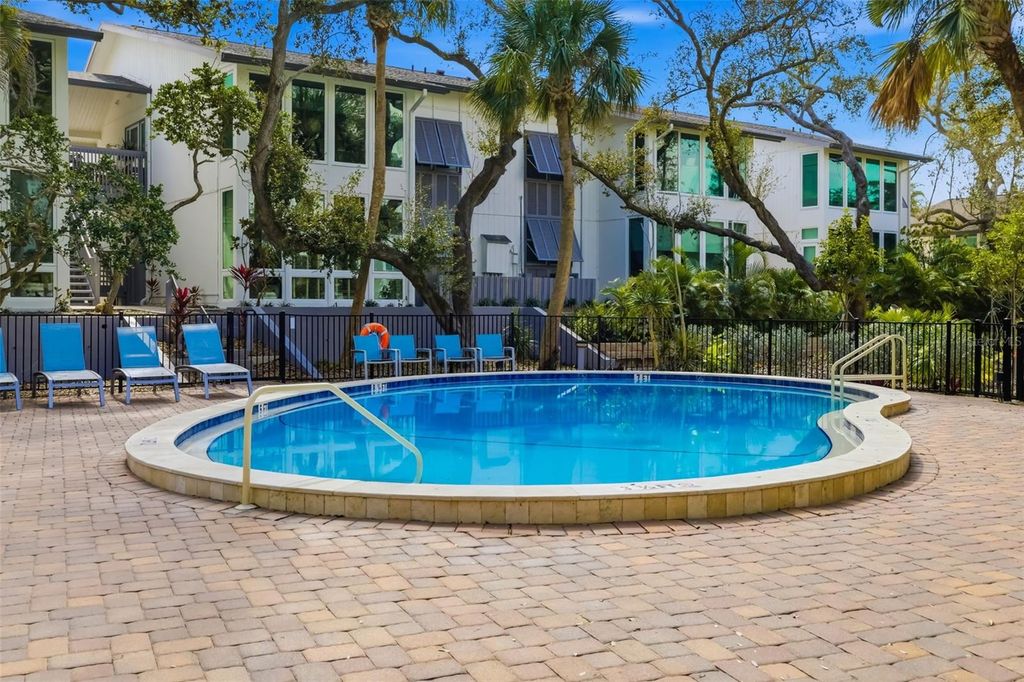 Image 55 of property listing at 1169 W PEPPERTREE DRIVE 118A, Sarasota, FL 34242