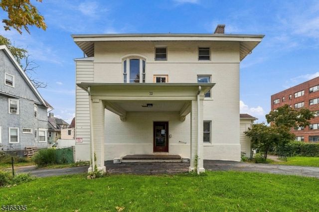 72 N Munn Ave, East Orange City, NJ 07017