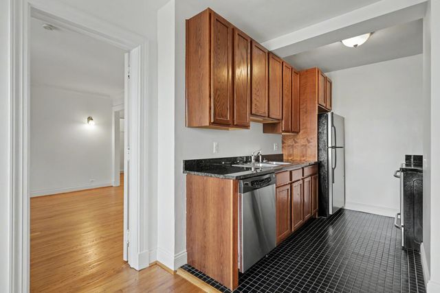 15 E Kirby Street 426, Detroit, MI 48202