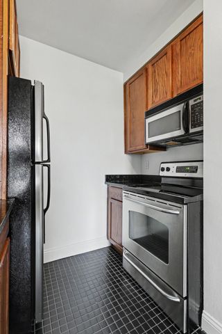 15 E Kirby Street 426, Detroit, MI 48202