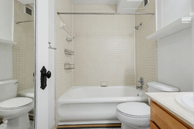15 E Kirby Street 426, Detroit, MI 48202
