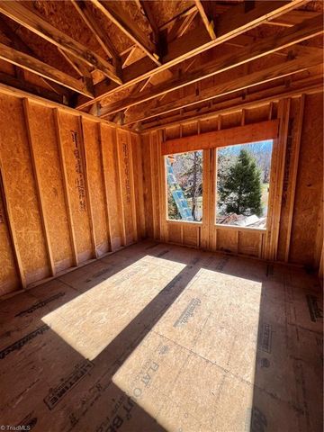 4874 Creeks Crossing Road, Asheboro, NC 27205