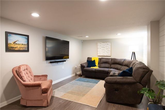 5416 W 50th Street, Roeland Park, KS 66205