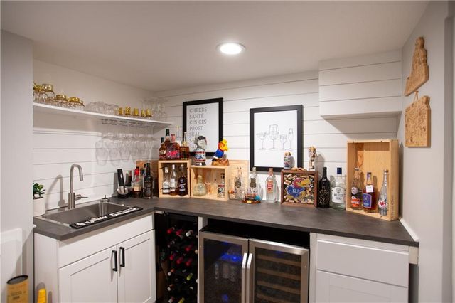 5416 W 50th Street, Roeland Park, KS 66205
