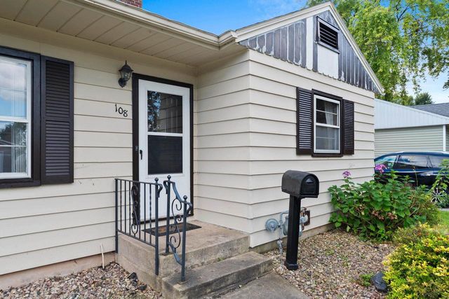 108 KING STREET, Neenah, WI 54956