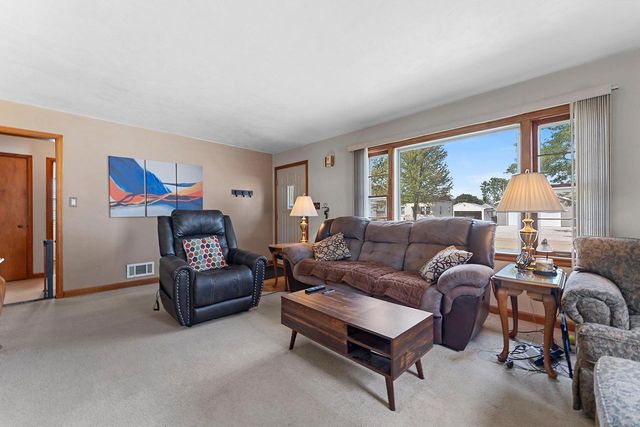 108 KING STREET, Neenah, WI 54956