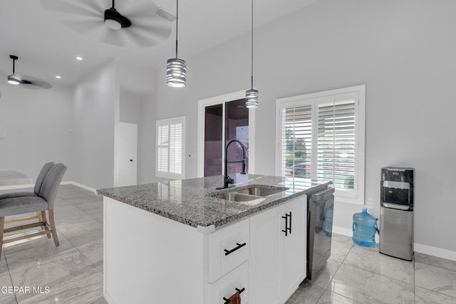 3651 S Krag Street, El Paso, TX 79938