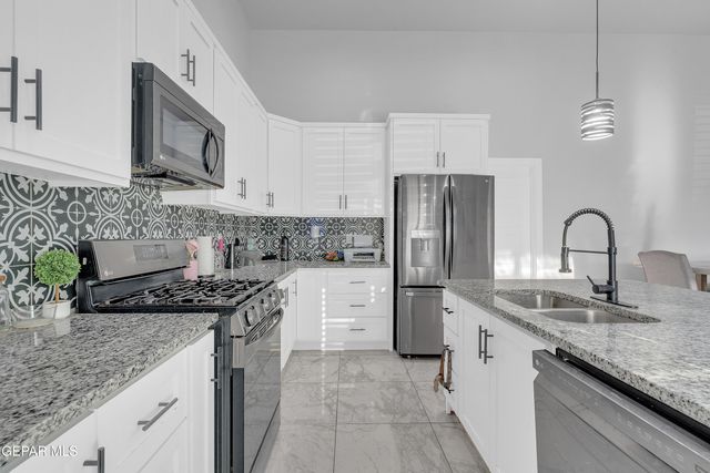 3651 S Krag Street, El Paso, TX 79938