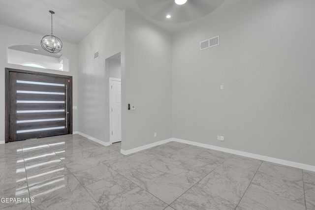 3651 S Krag Street, El Paso, TX 79938