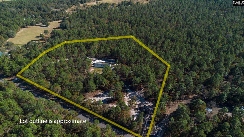 631 Browns Pond Road, Wagener, SC 29164