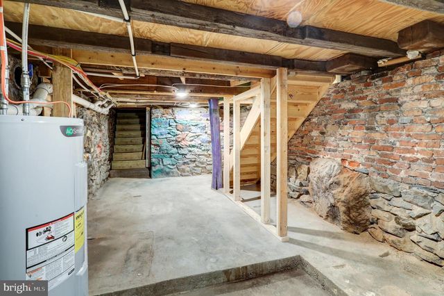 1304 SANDHILL RD, Lebanon, PA 17046